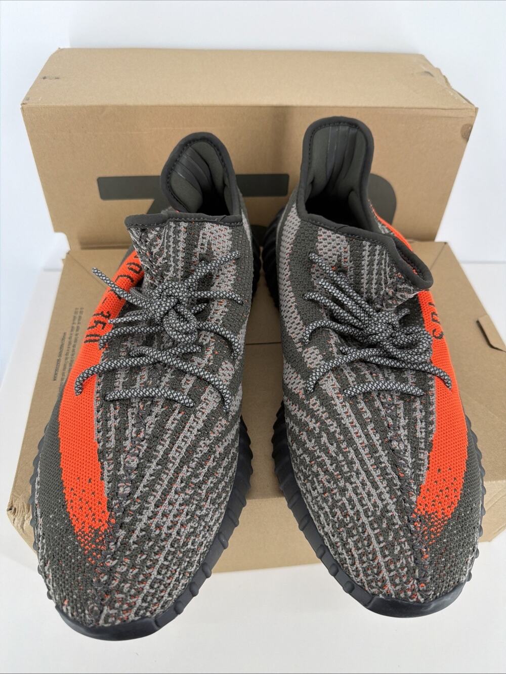 adidas Yeezy Boost 350 V2 Carbon Beluga Primeknit Low Top Sneaker HQ7045 EUC